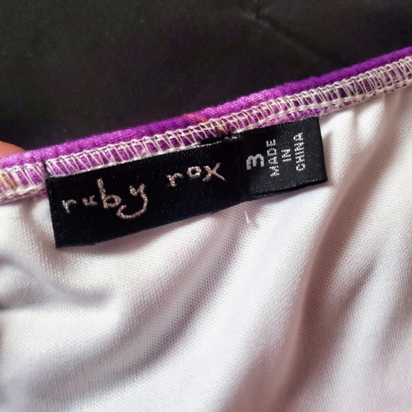 Dress - Picture 7 of 10